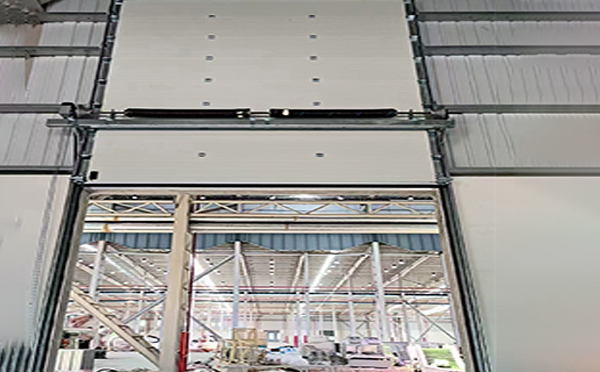 永寿工业提升门