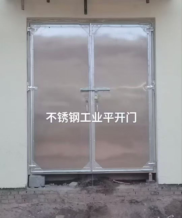 不锈钢永寿工业平开门在现代工业场景中的应用实践