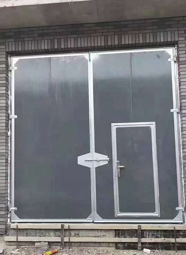 永寿工业平开门在大型设备制造车间的应用实例