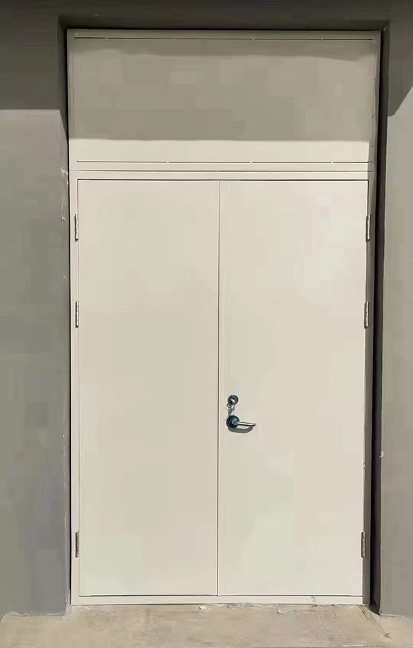 展览馆项目完成大跨度永寿防火门安装 展览馆项目完成大跨度永寿防火门安装